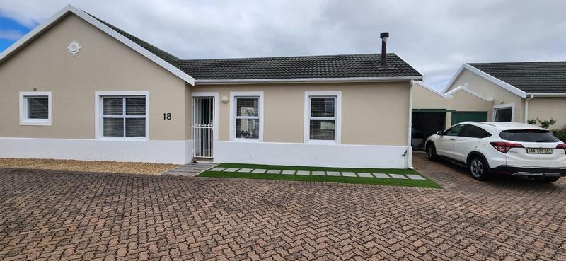 3 Bedroom Property for Sale in Bergvliet Western Cape